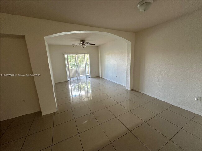Foto del edificio - 2303 Belmont Ln