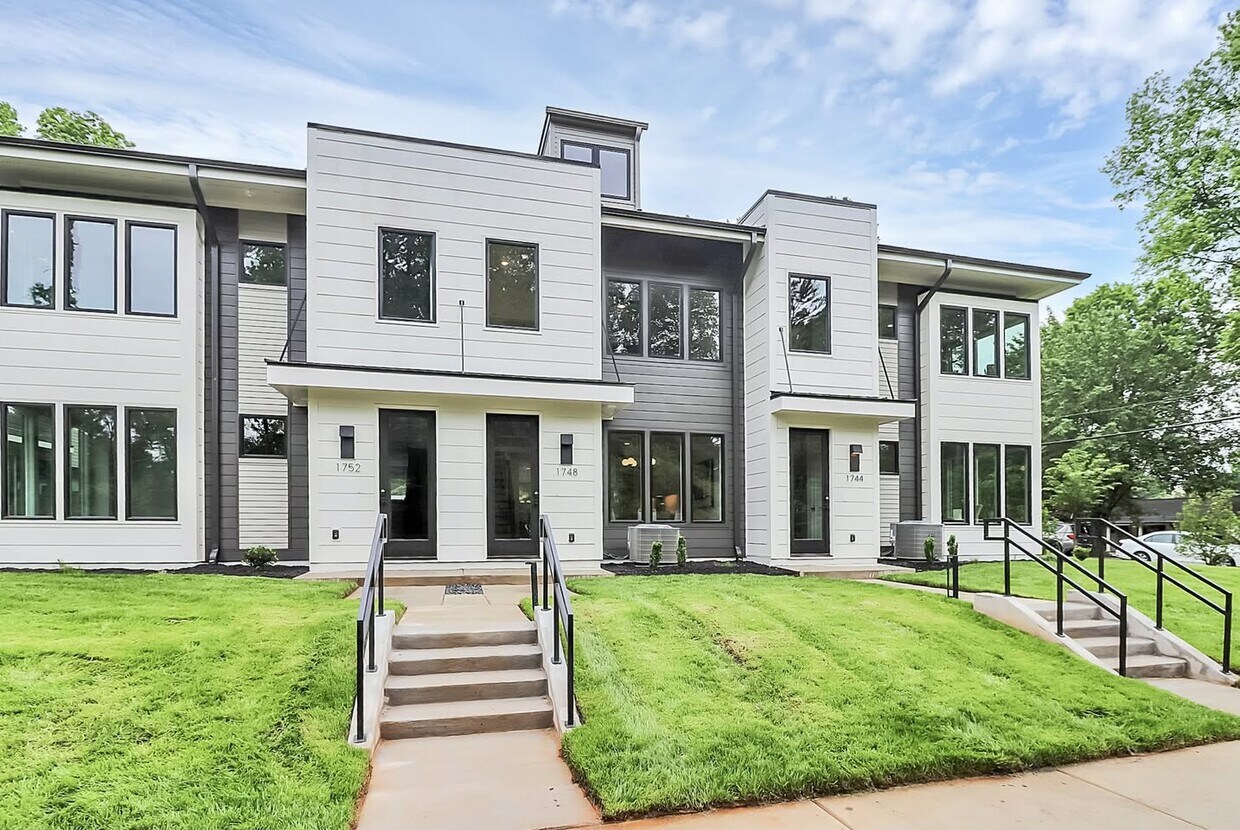 Foto principal - 1748 Arnold Dr