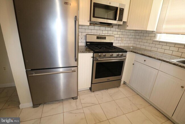 Foto del edificio - 32 Pin Oak Ln