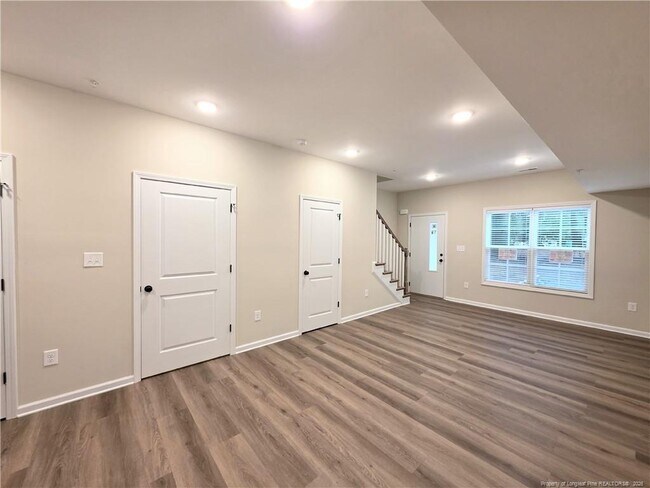 Building Photo - 1511 Fort Bragg Rd