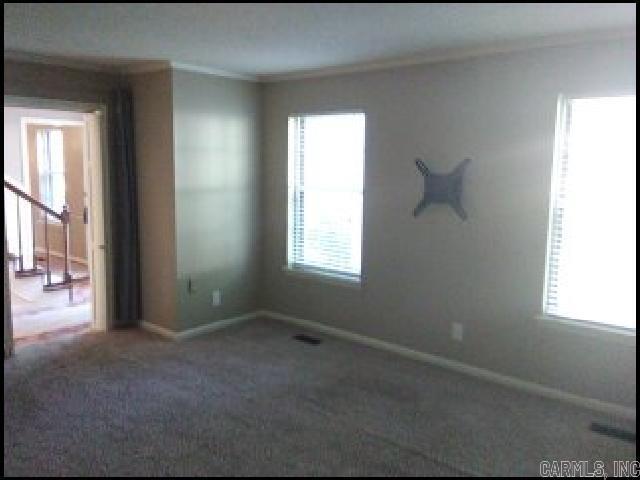 Foto del edificio - 5800 N Walnut Rd