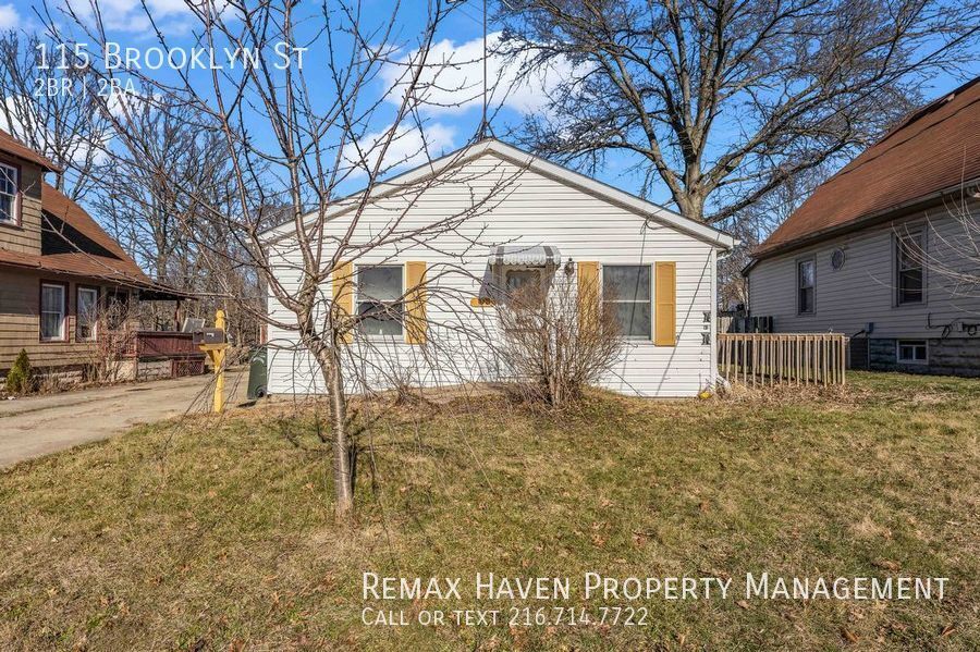Primary Photo - 115 Brooklyn, Elyria- Spacious 2 bedrooms ...