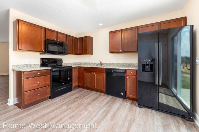 Building Photo - 3 br, 2.5 bath House - 300 Twig Street