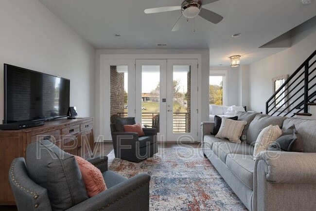 Photo - 505B Wedgewood Ave Townhome