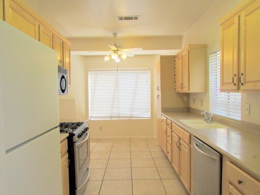 Building Photo - 2928 Charring Cross Way