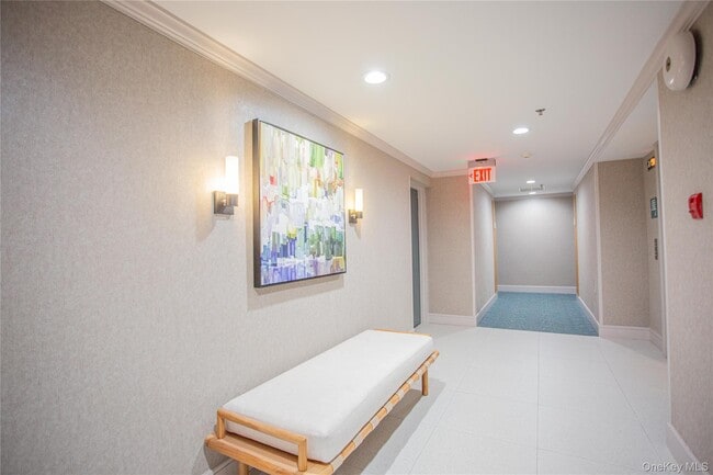 Building Photo - 230 W Broadway