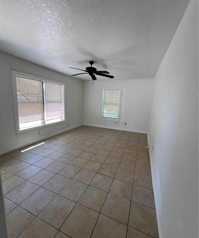 Foto del edificio - 5606 May St