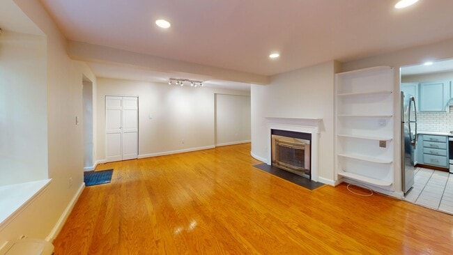 Foto del edificio - 1833 California St NW