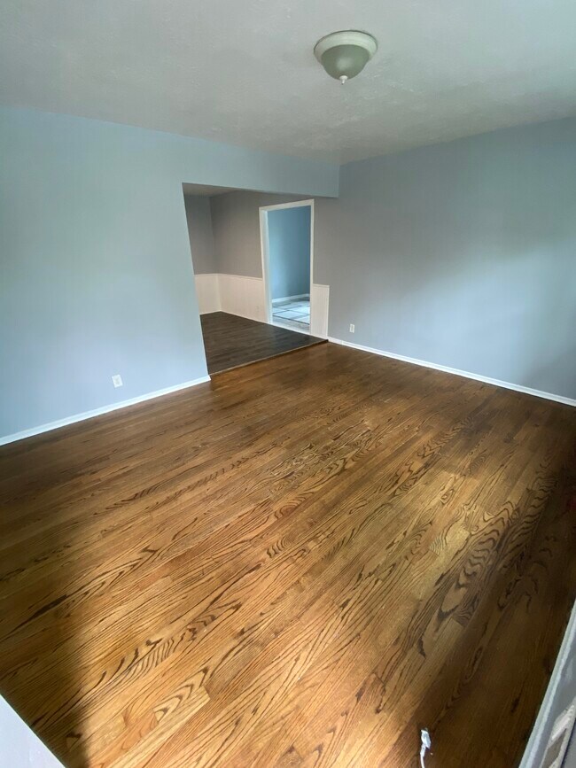 Building Photo - 13805 12 Street