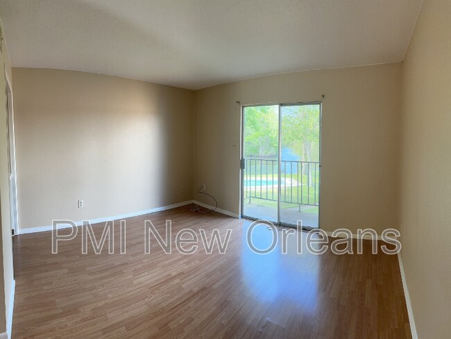 Building Photo - 2031 Bayou Ln
