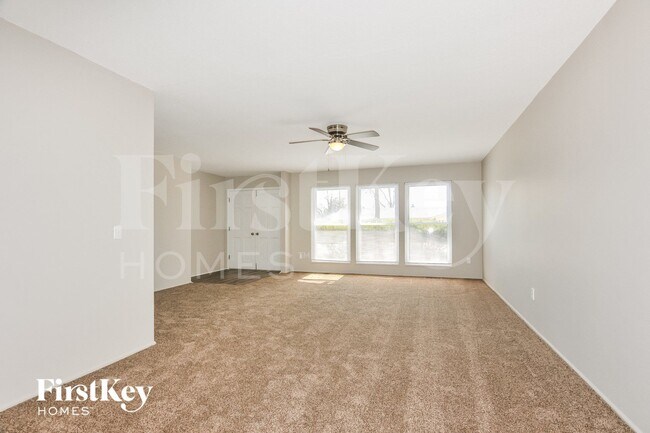 Foto del edificio - 2545 Cripple Creek Dr