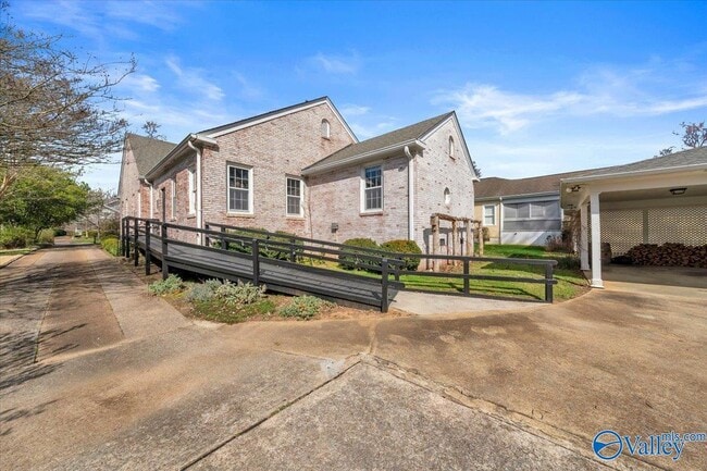 Foto del edificio - 412 College Ave