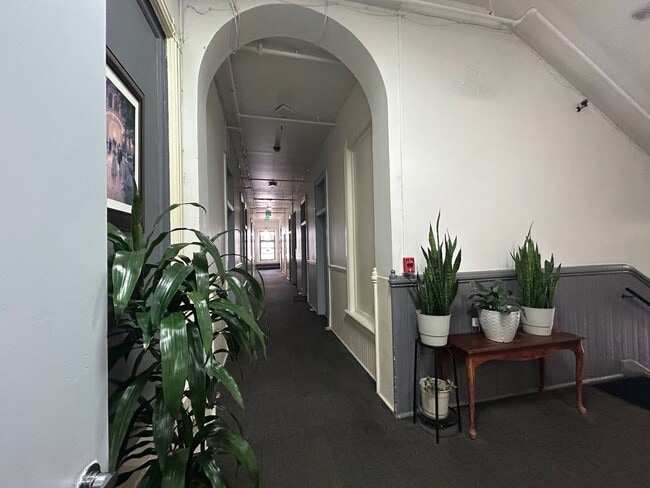 Foto del edificio - 444 G St