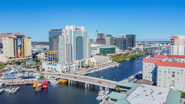 Building Photo - 700 S Harbour Island Blvd