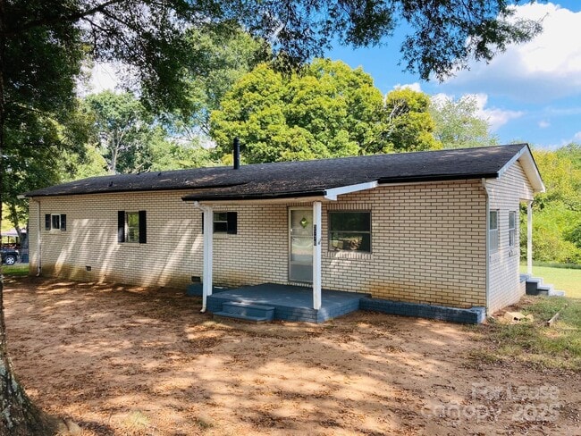 Building Photo - 3778 Grange Rd