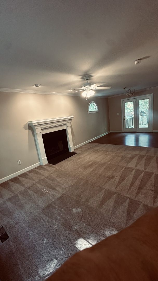 Building Photo - Charming 3br/2.5ba in Wake Forest! Garage, private. Available Now!