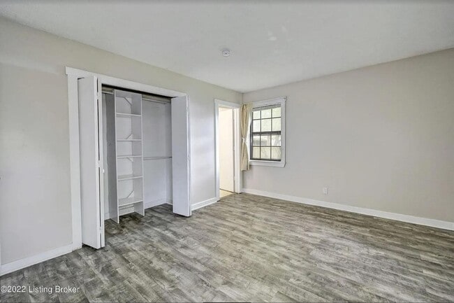 Building Photo - Beautiful Oldham County Home for Rent