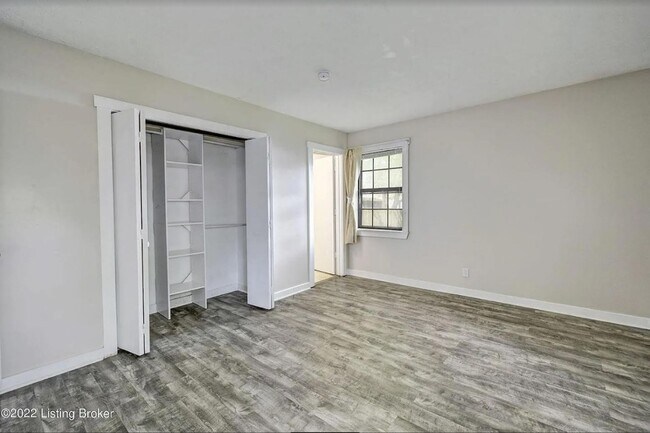 Foto del edificio - Beautiful Oldham County Home for Rent