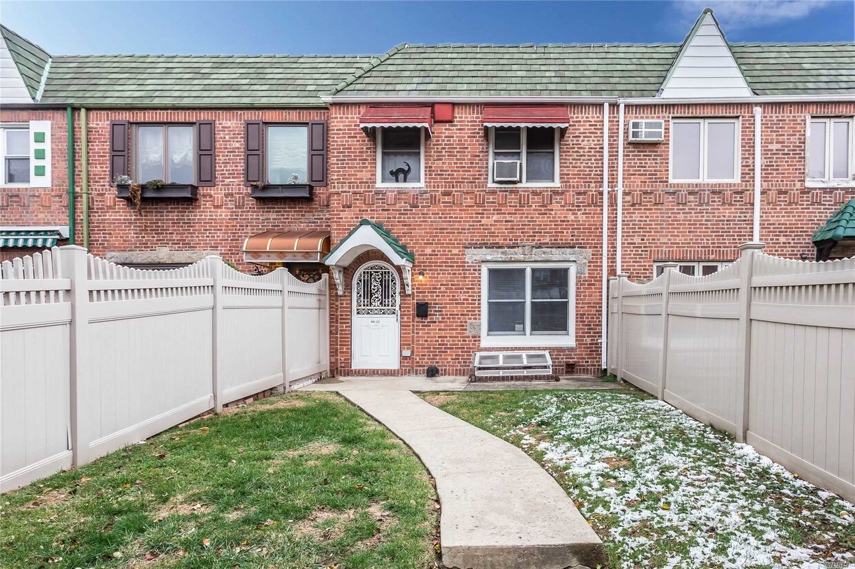 Foto principal - 60-25 77th Pl