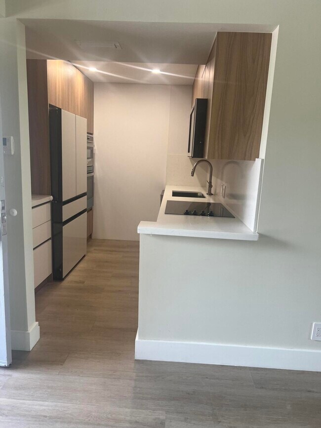 Foto del edificio - 3475 N Country Club Dr
