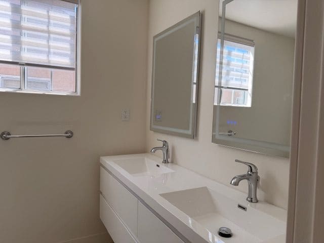 Foto del edificio - 14843 Morrison St