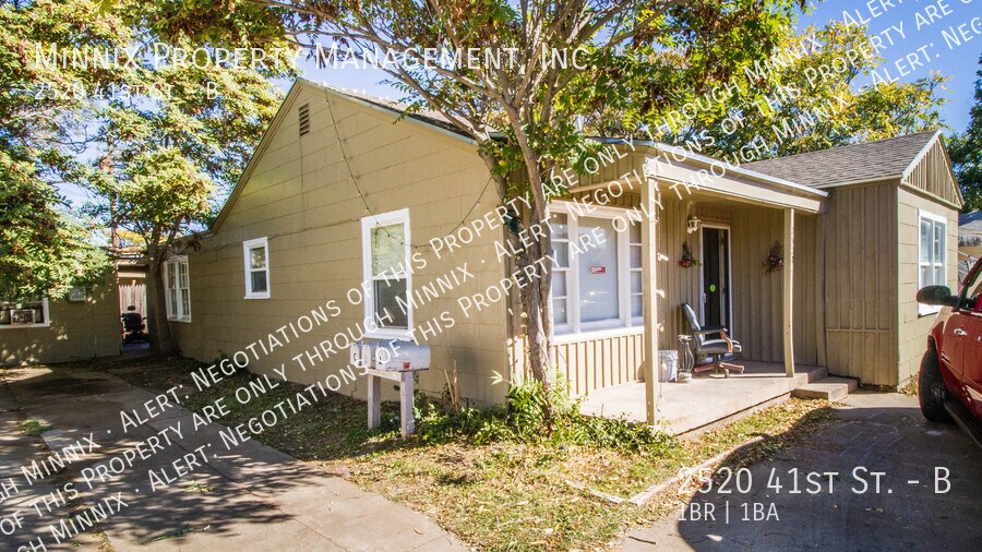 Primary Photo - 2520 41st St. #B