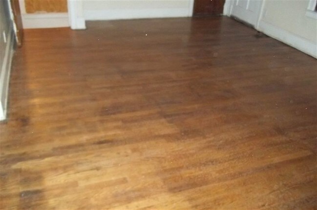 Foto del edificio - 2644 Sturtevant St