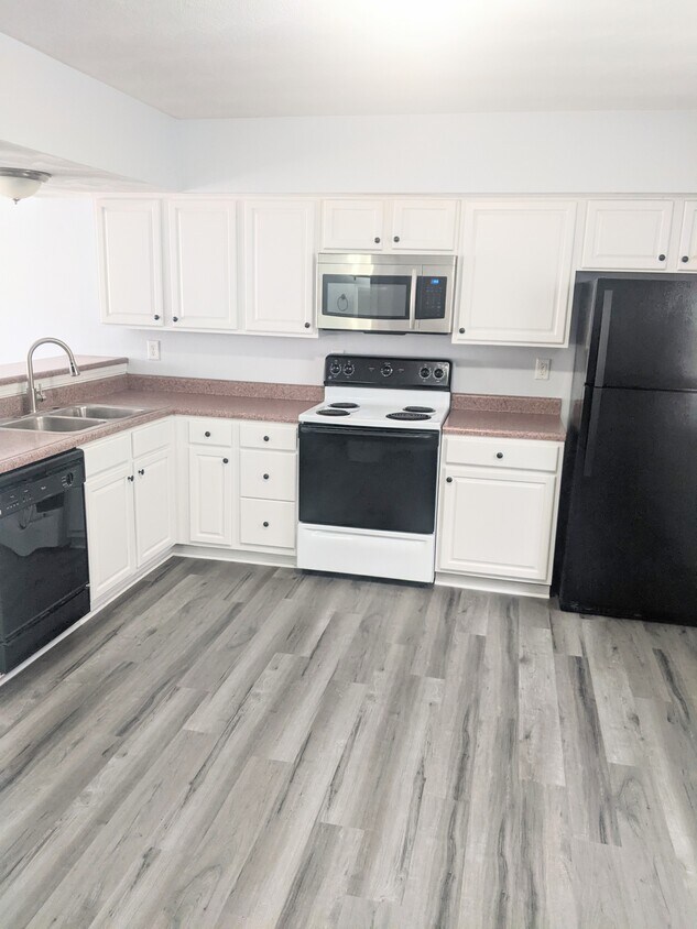 Primary Photo - 337 Gilbert Ave