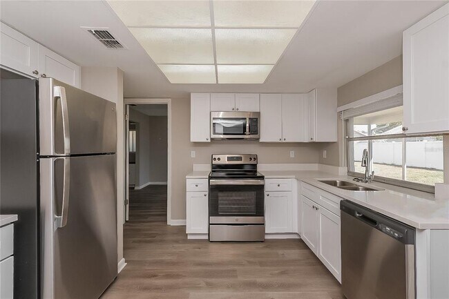 Foto del edificio - 4414 Tall Oak Ln