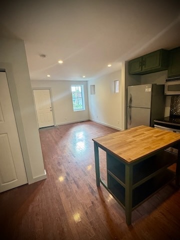 Building Photo - 3167 California Ave