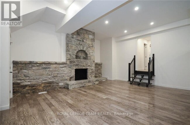 Building Photo - 177 Cathcart St