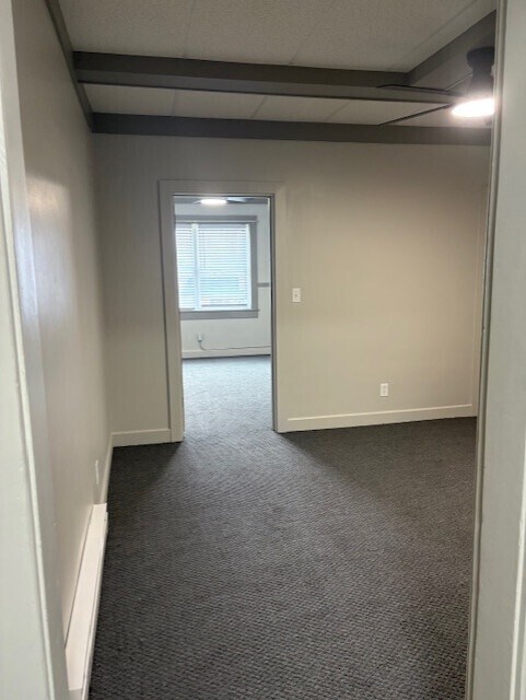 Foto del edificio - 820 N Main St