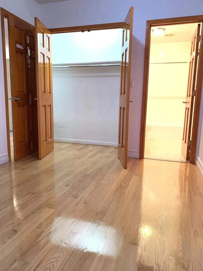 Foto del edificio - 14022 33rd Ave