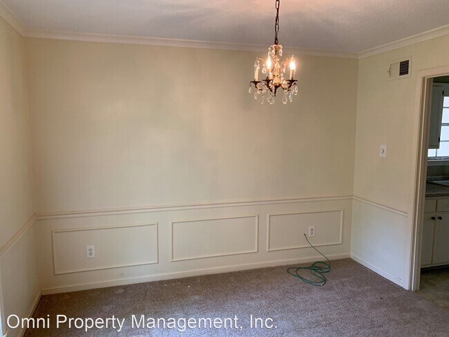 Building Photo - 4 br, 2 bath House - 5613 TYLERTOWN AVE