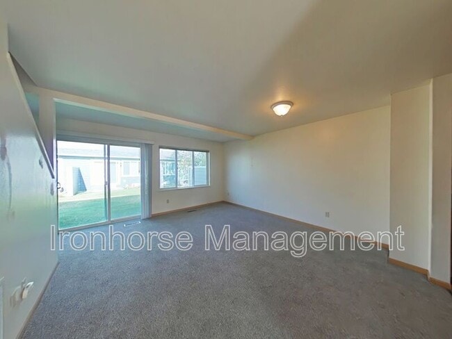 Building Photo - 2460 Wheeler Dr