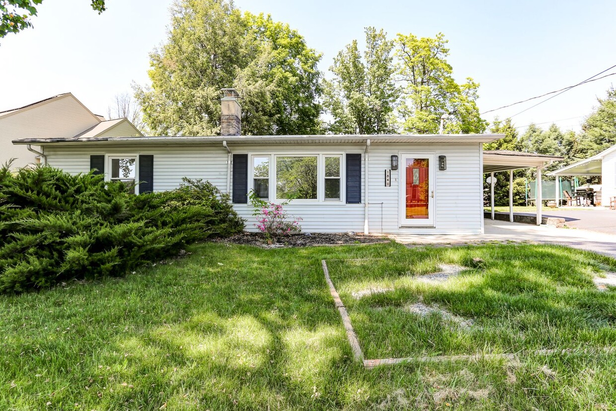 Primary Photo - 3 Bedroom home in Silver Spring Twp.