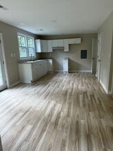 Building Photo - 550 Scenic Ave
