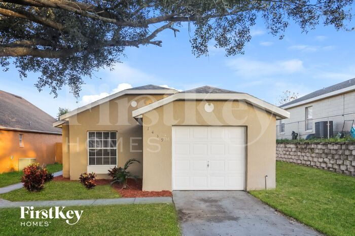 Foto principal - 7439 Little Pond Ct