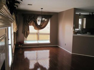 Building Photo - 5215 Waltham Ct