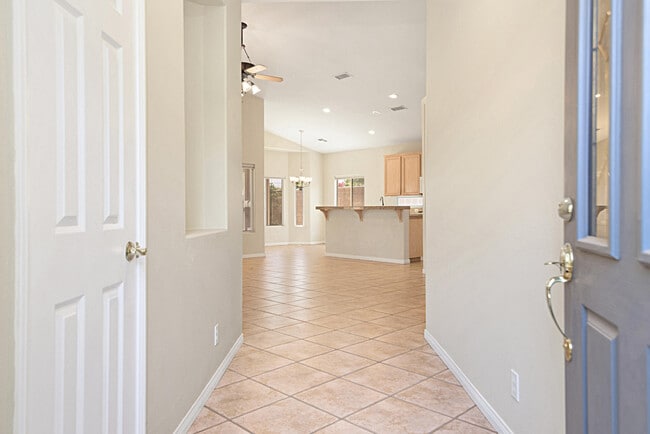 Building Photo - 79851 Carmel Valley Ave