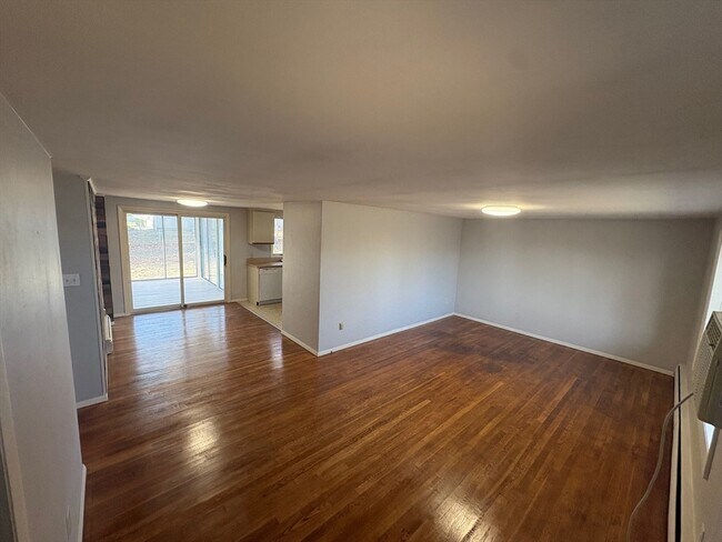 Foto del edificio - 169 Vermont Ave