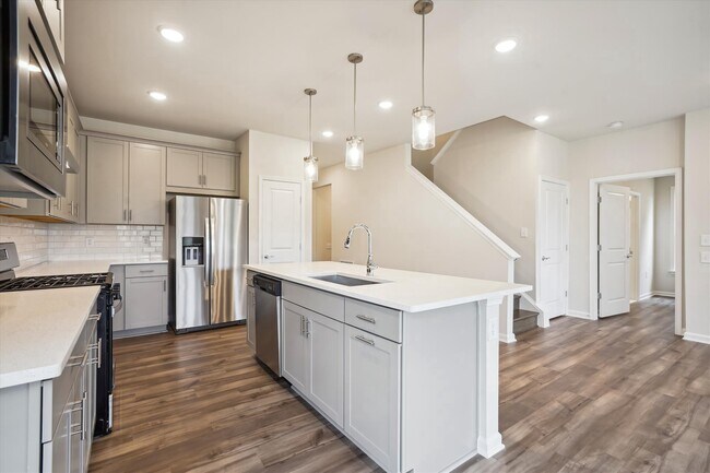 Building Photo - 21812 Hawksbill High Cir