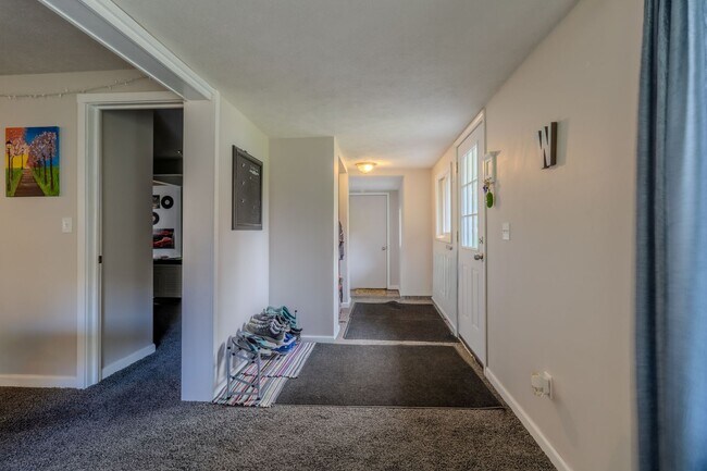 Foto del edificio - Lakeside Retreat on Duck Lake Peninsula