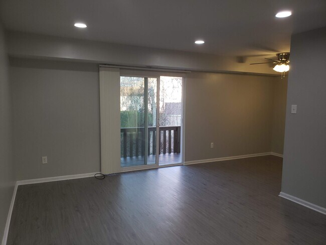 Building Photo - 4503 Winding Brook Dr