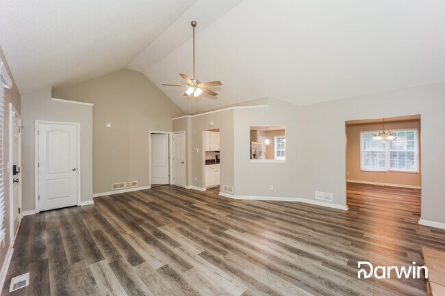 Foto del edificio - 91 Legend Creek Ln