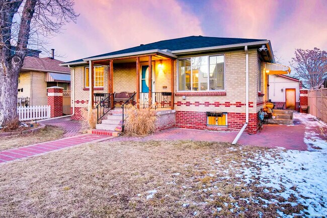 Lovely sun-filled bungalow in the heart of Denver! - 4320 Quivas St