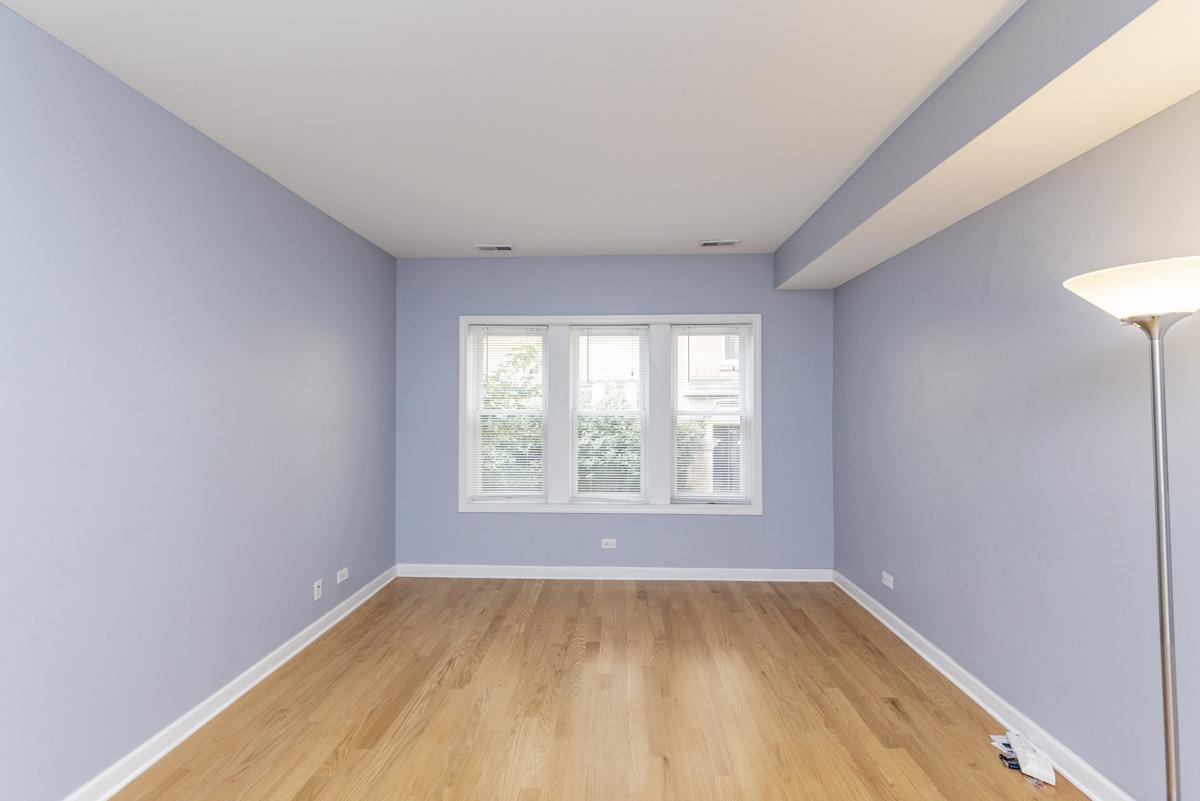 Foto principal - 2 bedroom in Chicago IL 60640