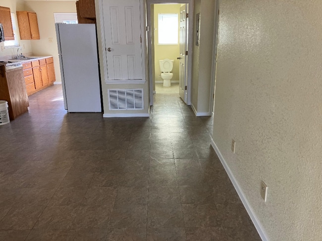 Foto del edificio - 506 Cantrell Ave