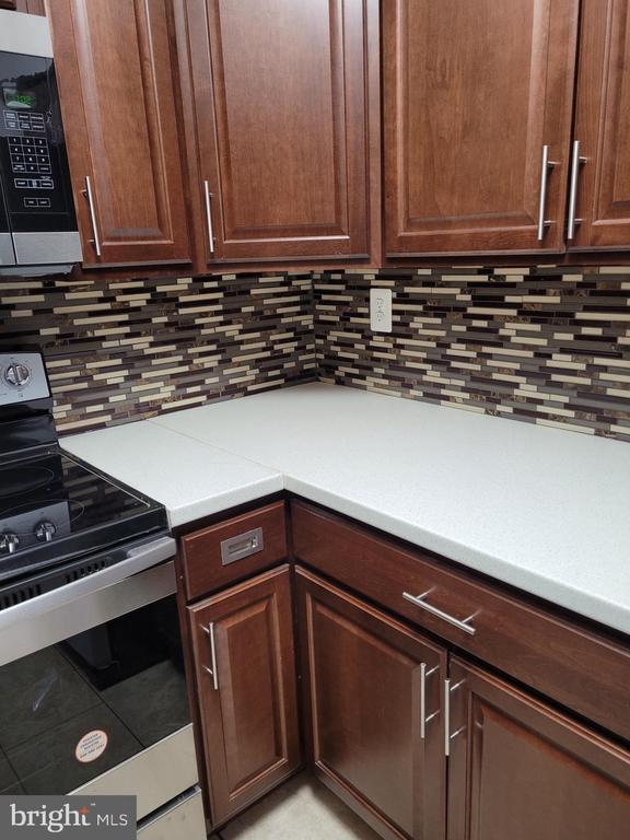 Building Photo - 7517 Weather Worn Way