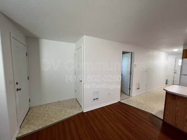 Foto del edificio - 2521 NW Cedar Ave